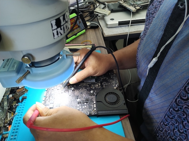 service macbook bengkelmac service logic jasa e